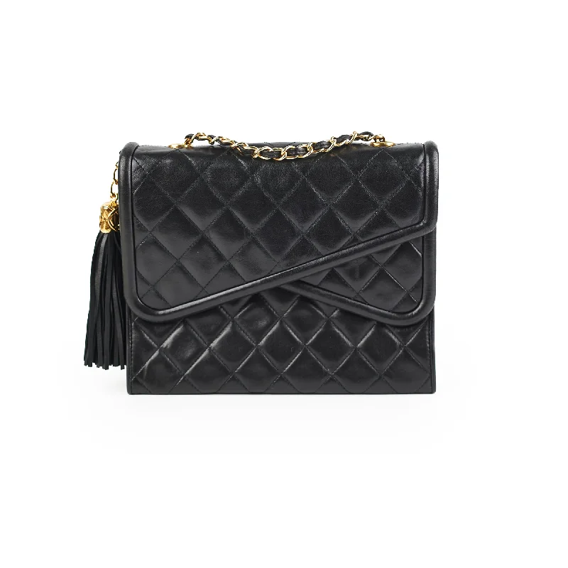 Chanel Vintage Flap Lambskin Black - Series 1